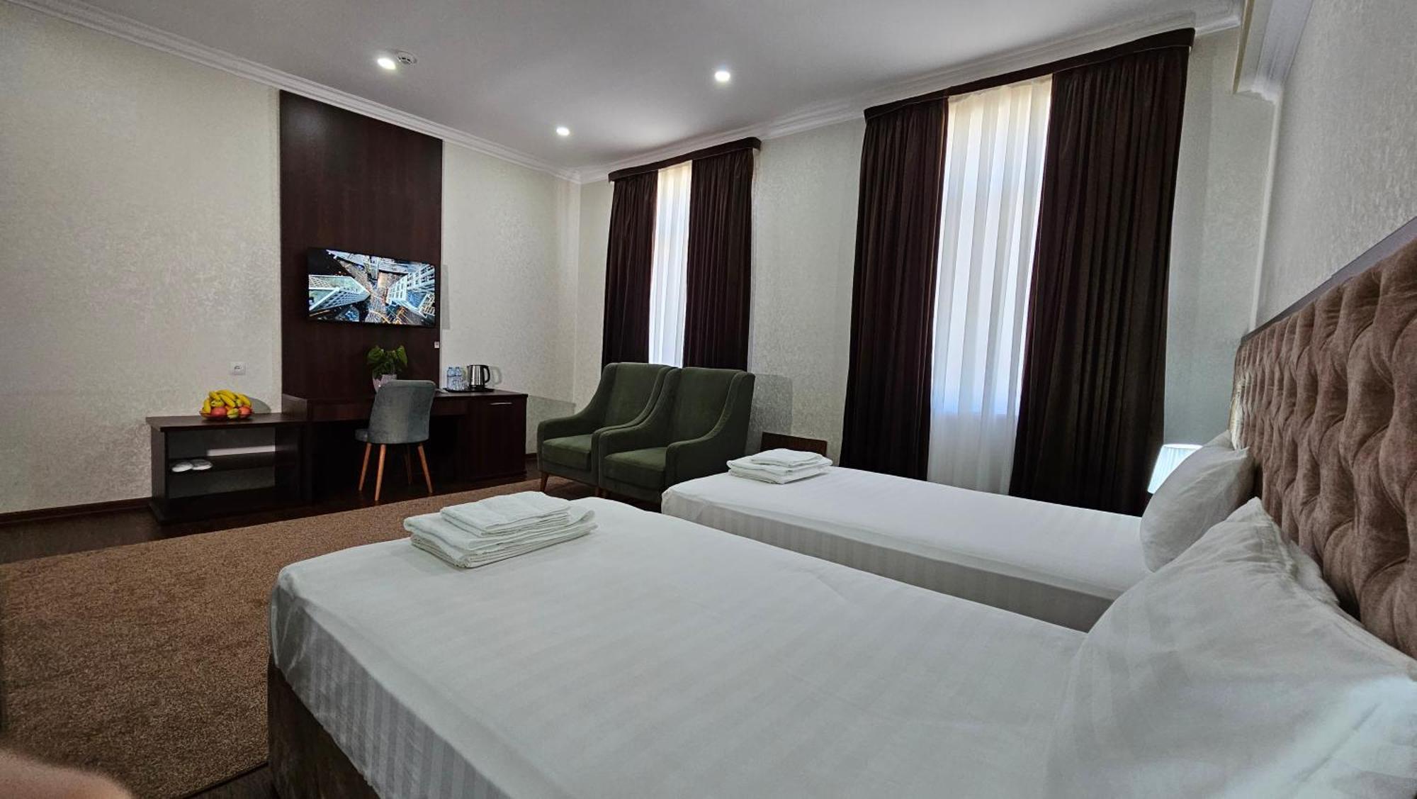 Grand Turon Plaza Hotel Tashkent Luaran gambar