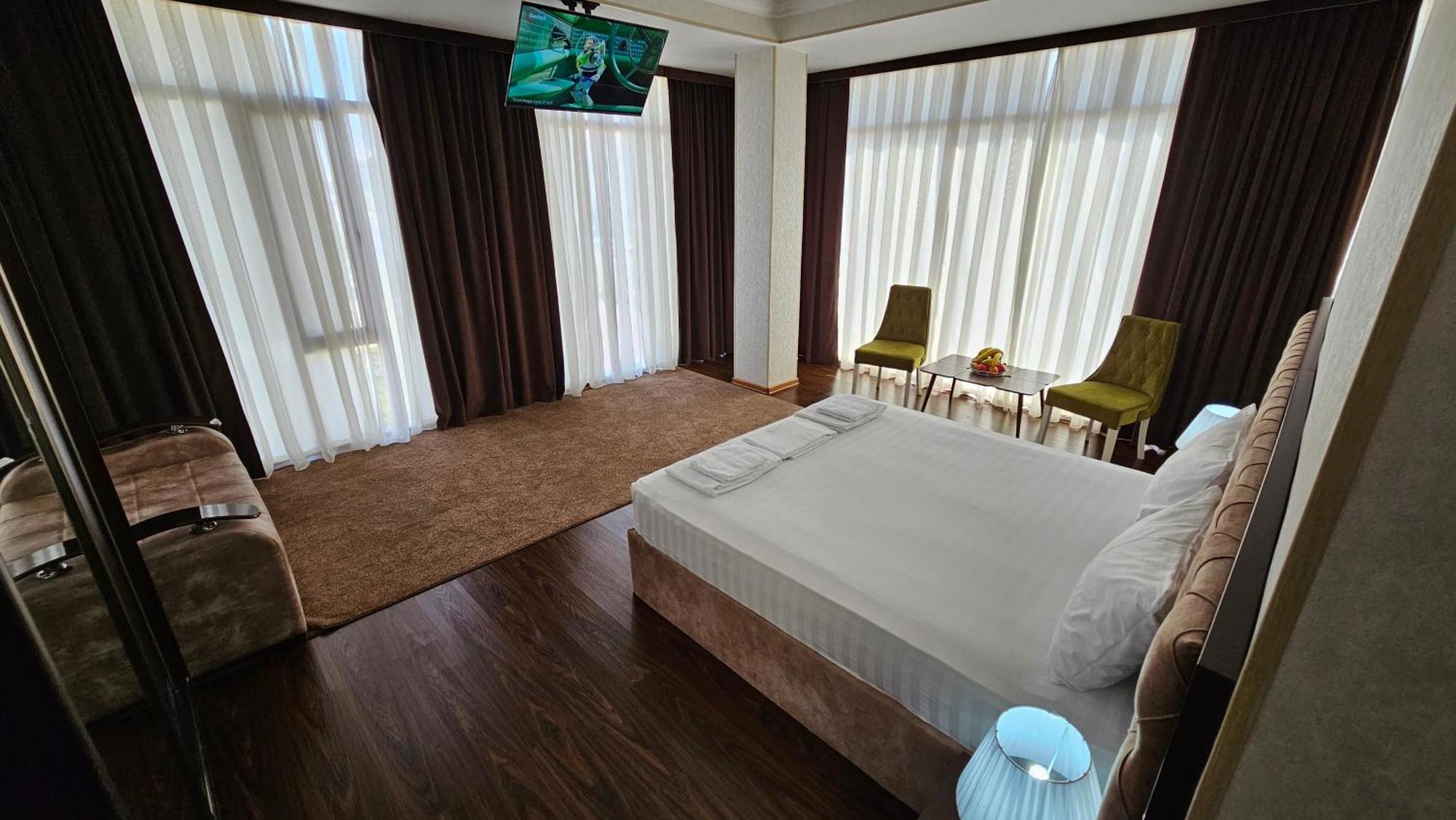 Grand Turon Plaza Hotel Tashkent Luaran gambar