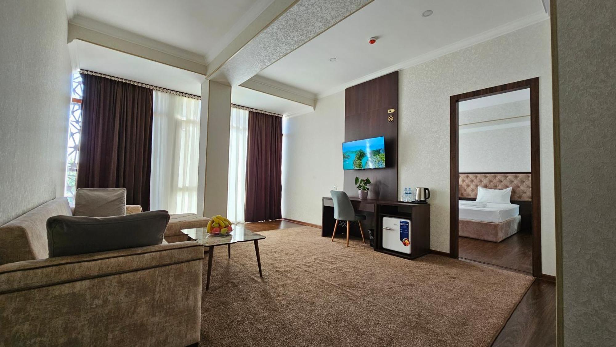 Grand Turon Plaza Hotel Tashkent Luaran gambar