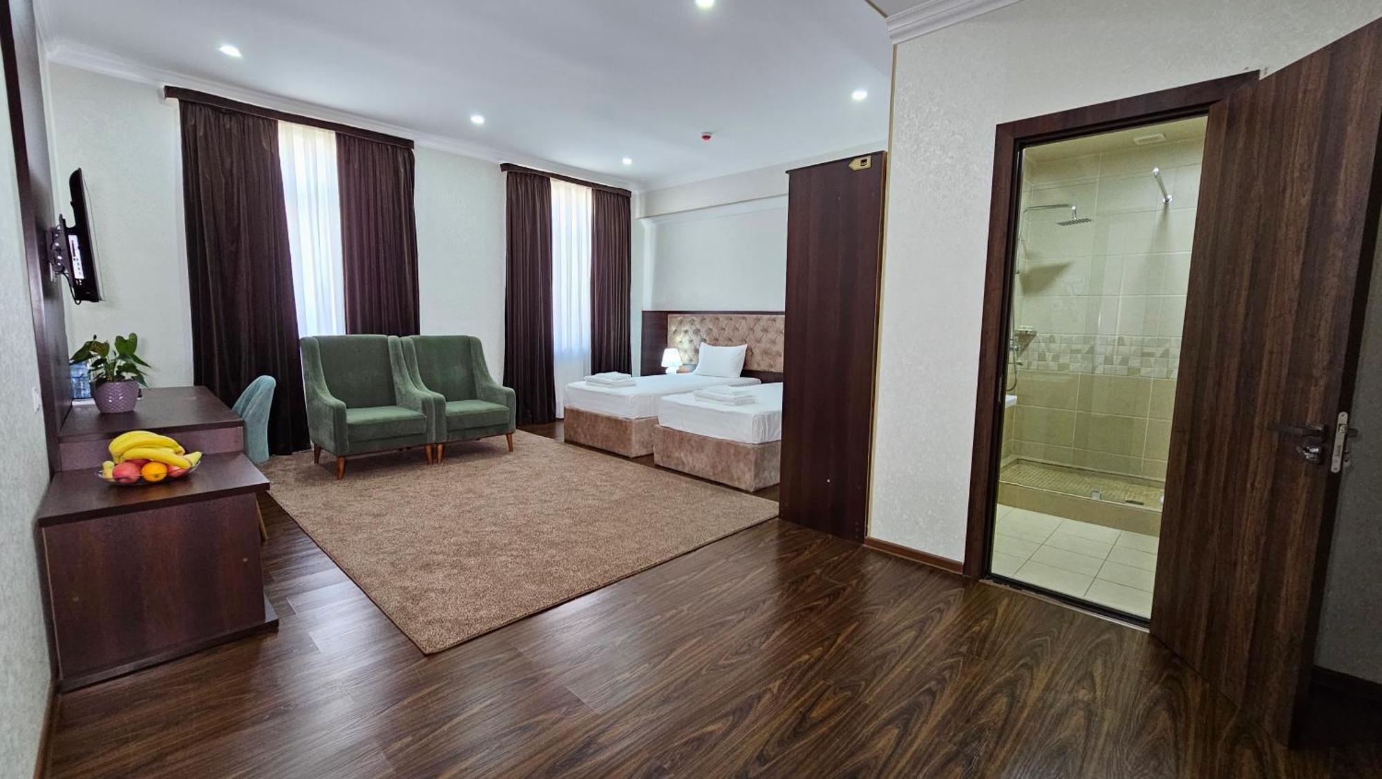 Grand Turon Plaza Hotel Tashkent Luaran gambar